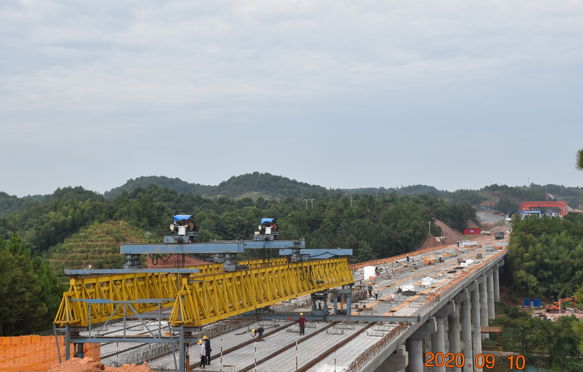 20200914959952.jpg 20200910 常祁二標(biāo)首座橋梁架通 圖1_副本.jpg