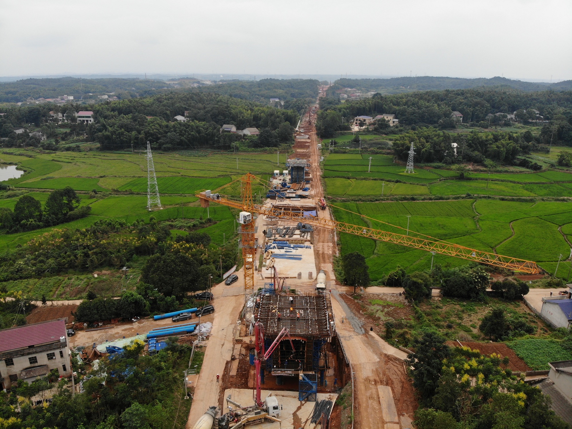 20201010117089.jpg 常益長高鐵張英沖9.13_副本.jpg