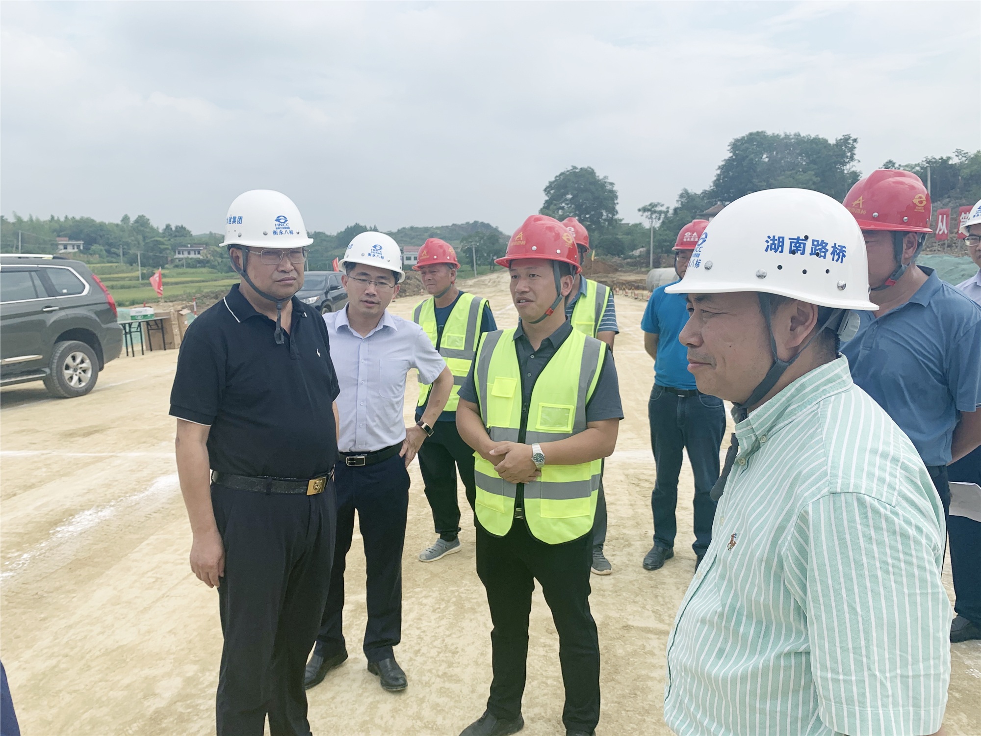 20210721 交水建集團(tuán)董事長(zhǎng)方聯(lián)民赴衡永項(xiàng)目檢查指導(dǎo)工作 圖1_副本.jpg