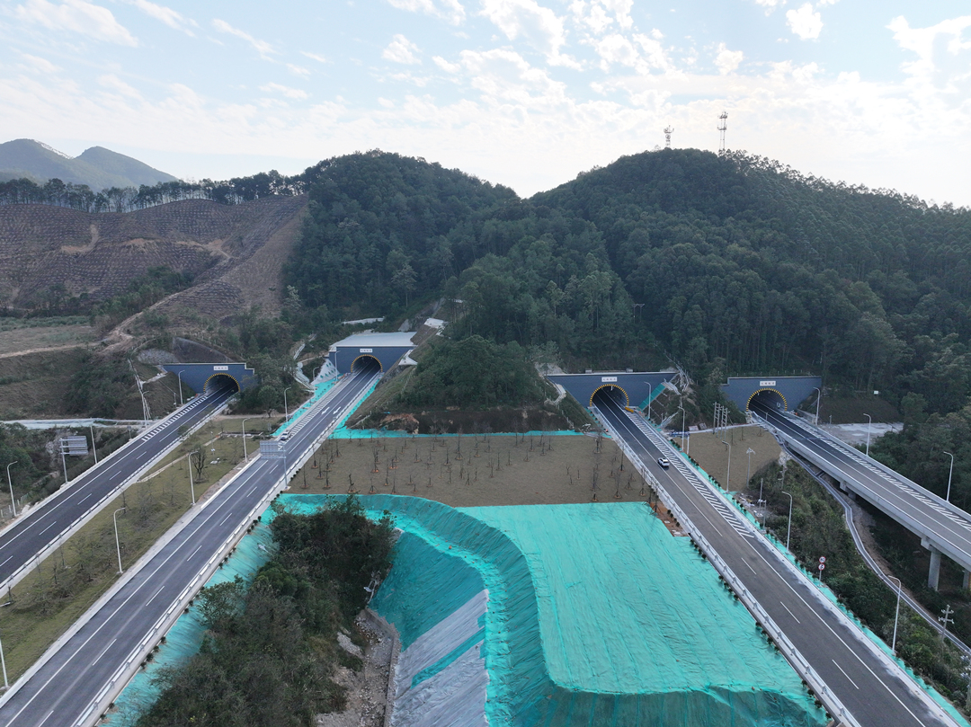 桂柳改擴(kuò)建大端隧道